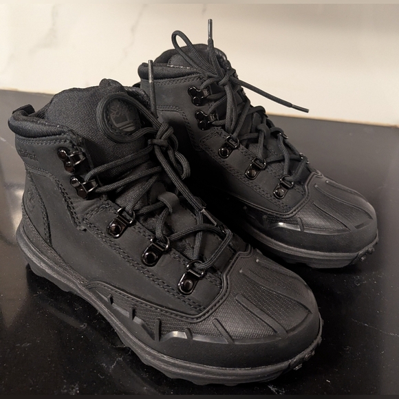Timberland Junior Converge Waterproof Hiking Boots Size 2 New MSRP $115 - Picture 7 of 11